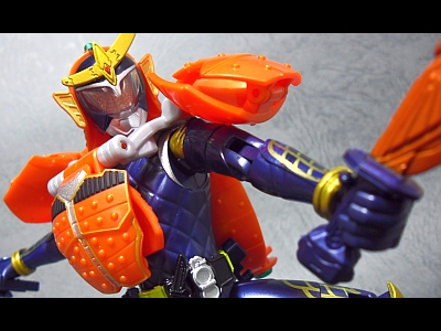 仮面ライダー鎧武　ACシリーズ Amazon.co.jp: 仮面ライダー鎧武 (ガイム) AC01 仮面ライダー鎧