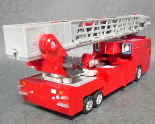 TF:ｶｰﾛﾎﾞｯﾄ】サイバトロン/炎の司令官 スーパーファイヤーコンボイ